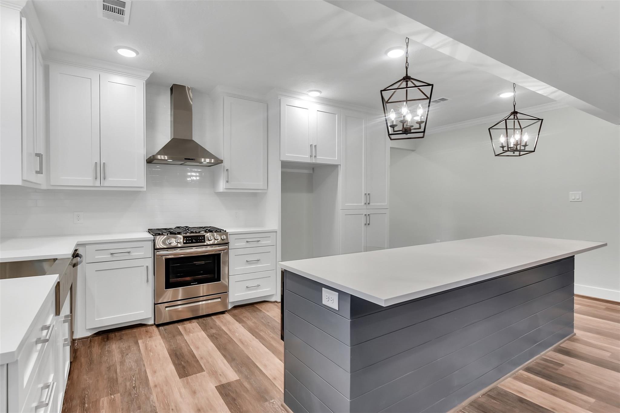 711 French River Circle