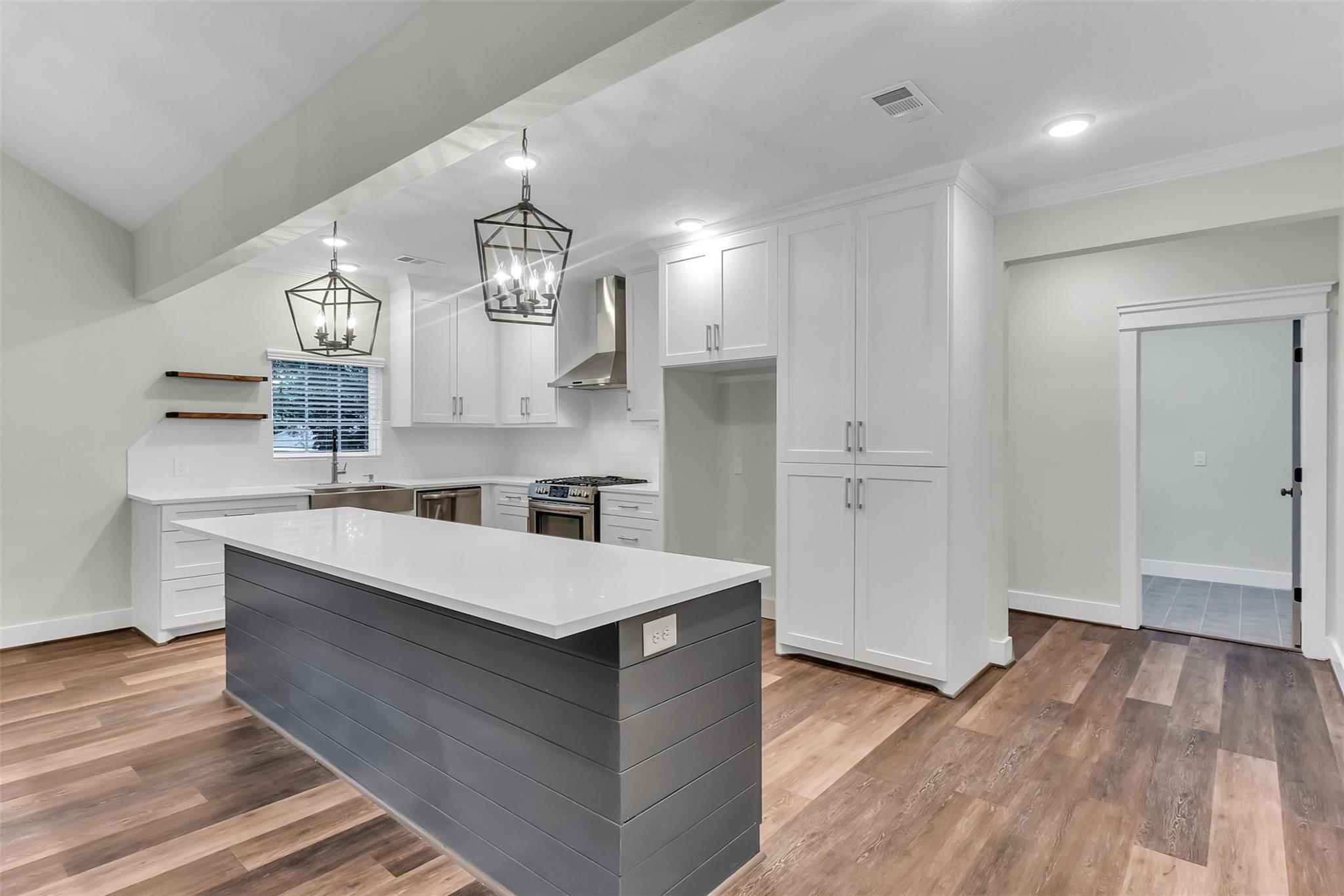 711 French River Circle