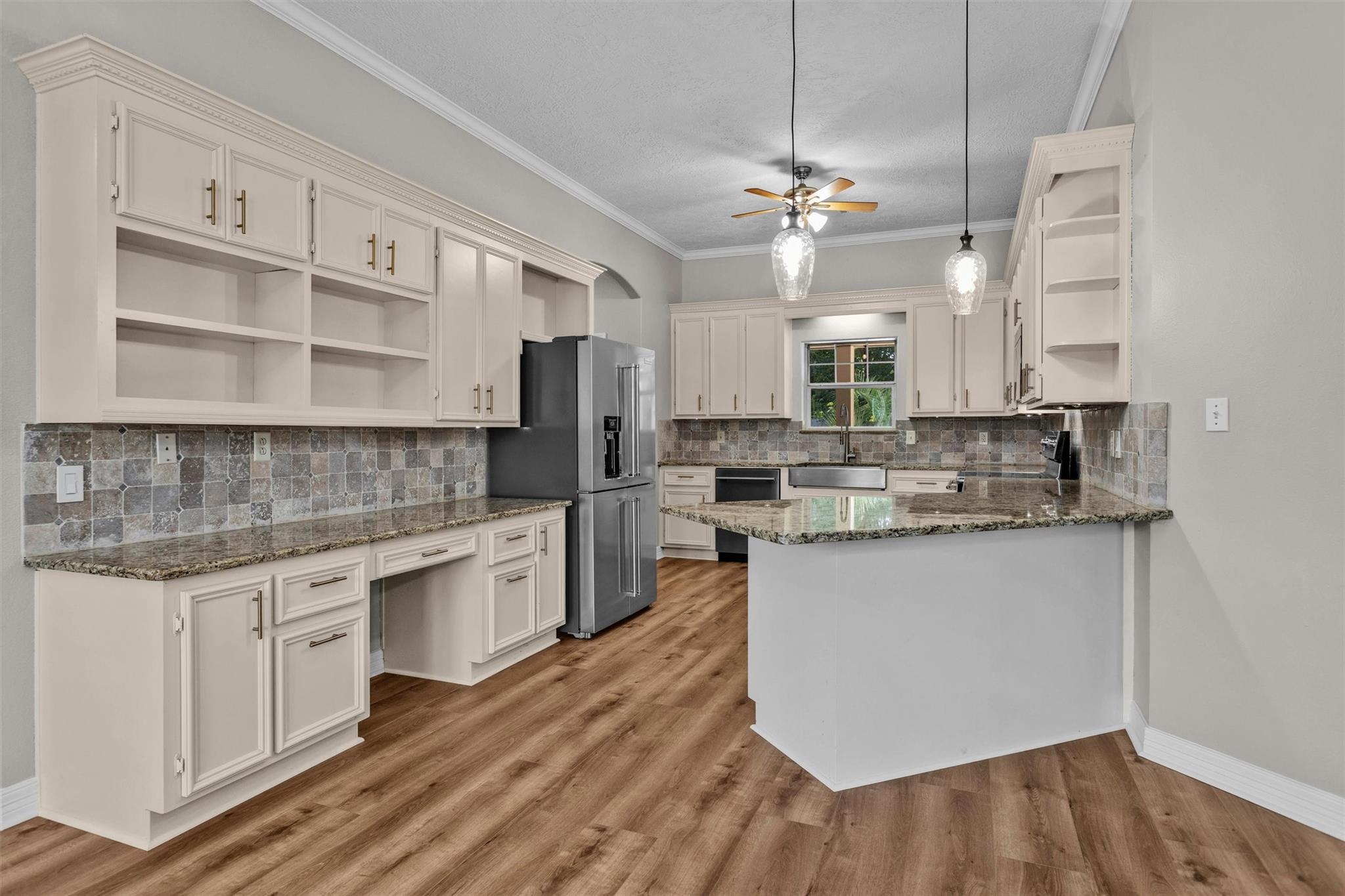 1187 Oak Lane