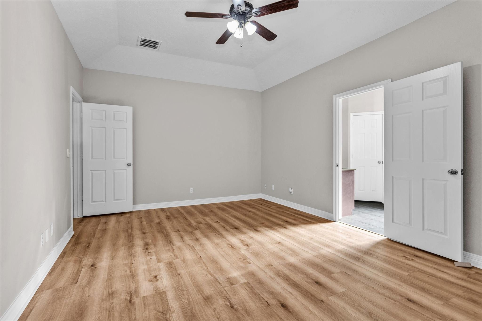 1187 Oak Lane