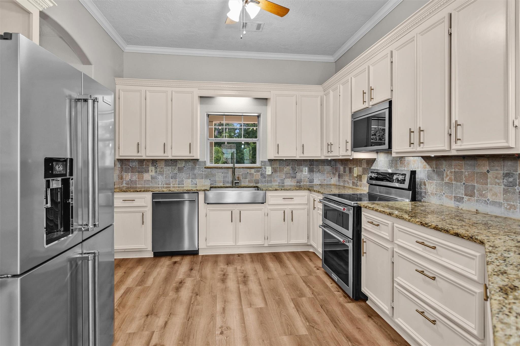 1187 Oak Lane