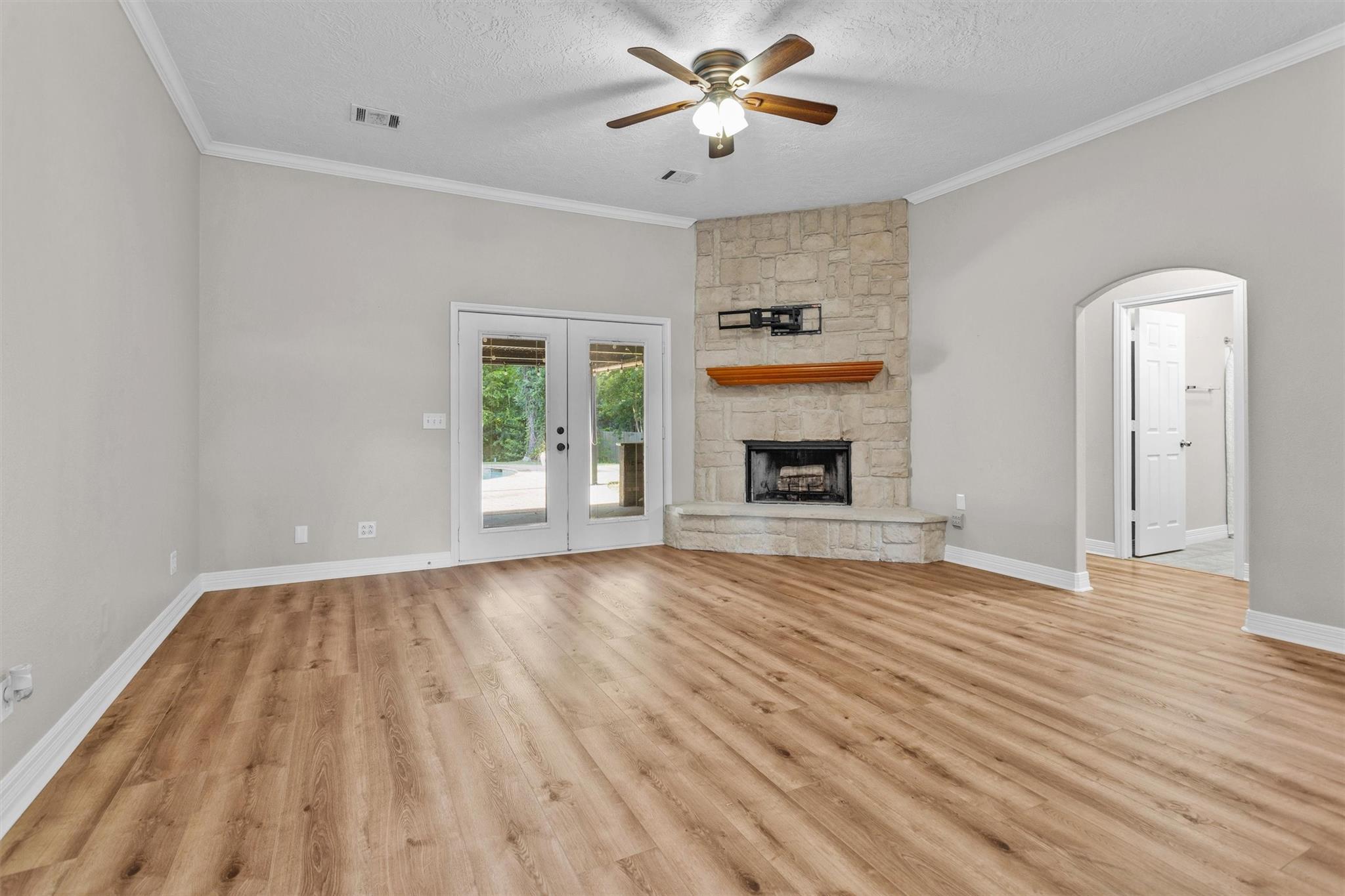 1187 Oak Lane