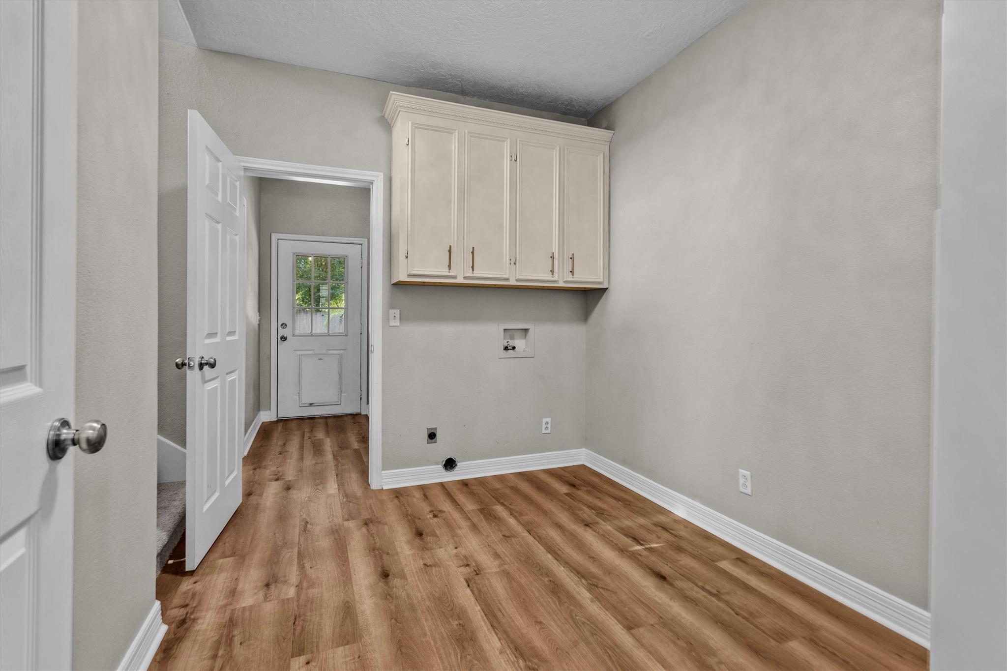 1187 Oak Lane