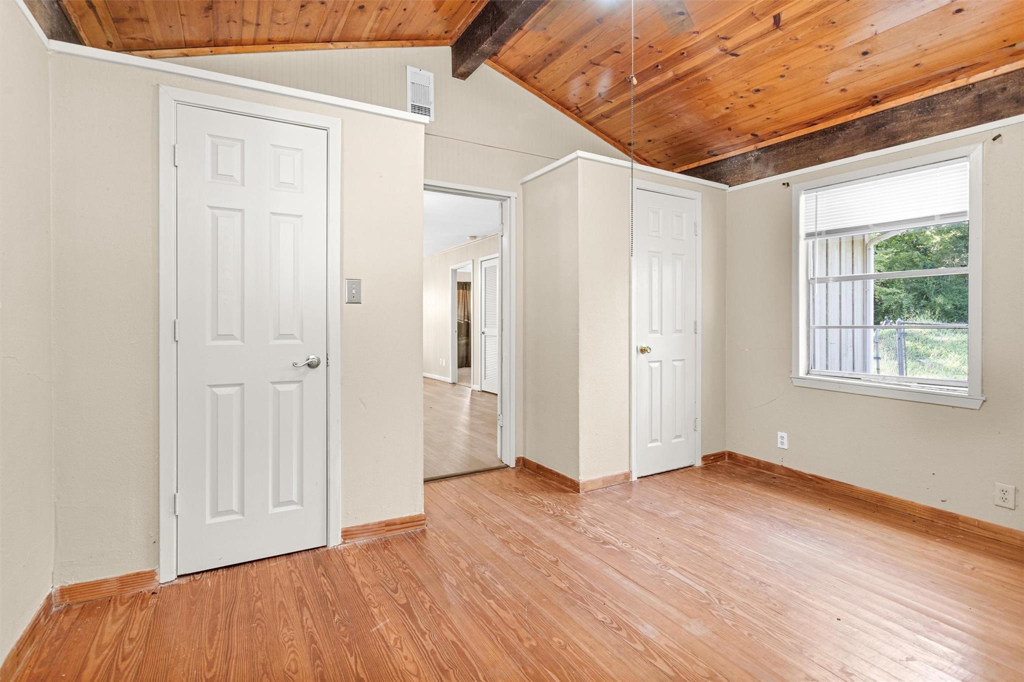 4967 Lazy Lane