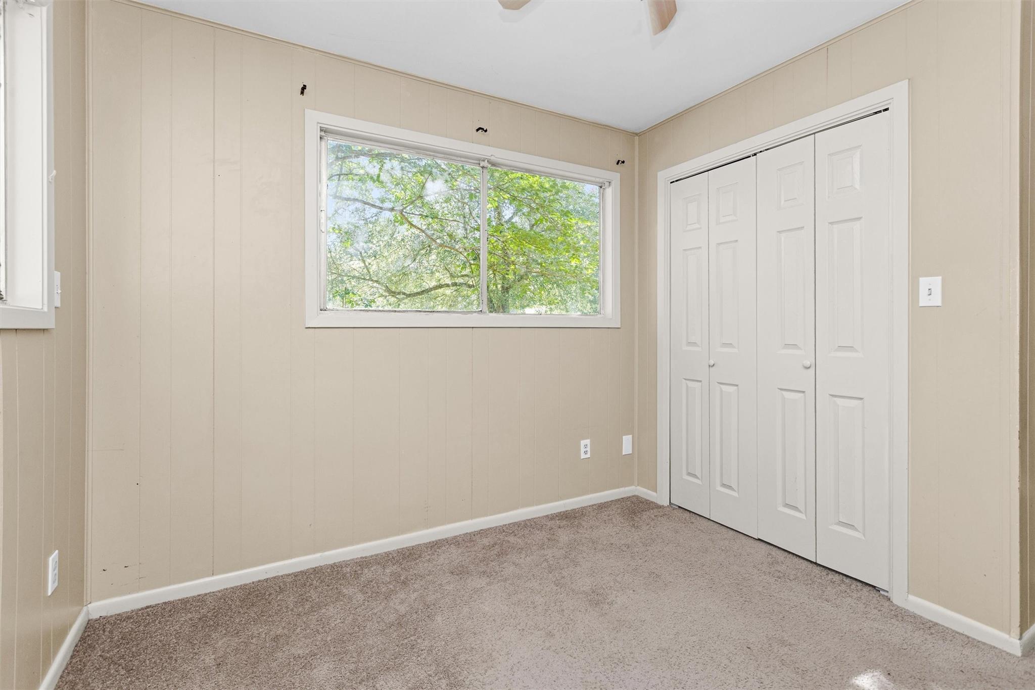 4967 Lazy Lane