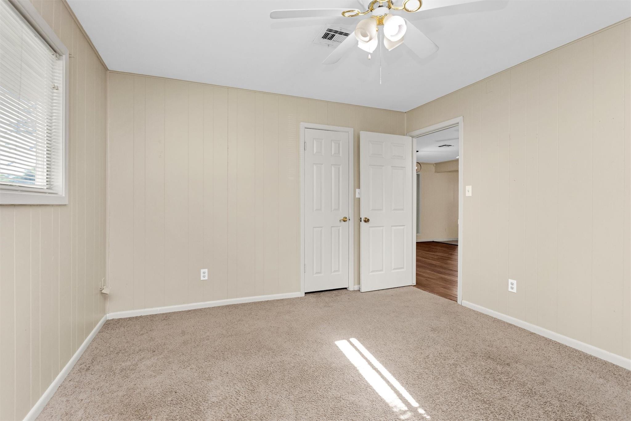 4967 Lazy Lane