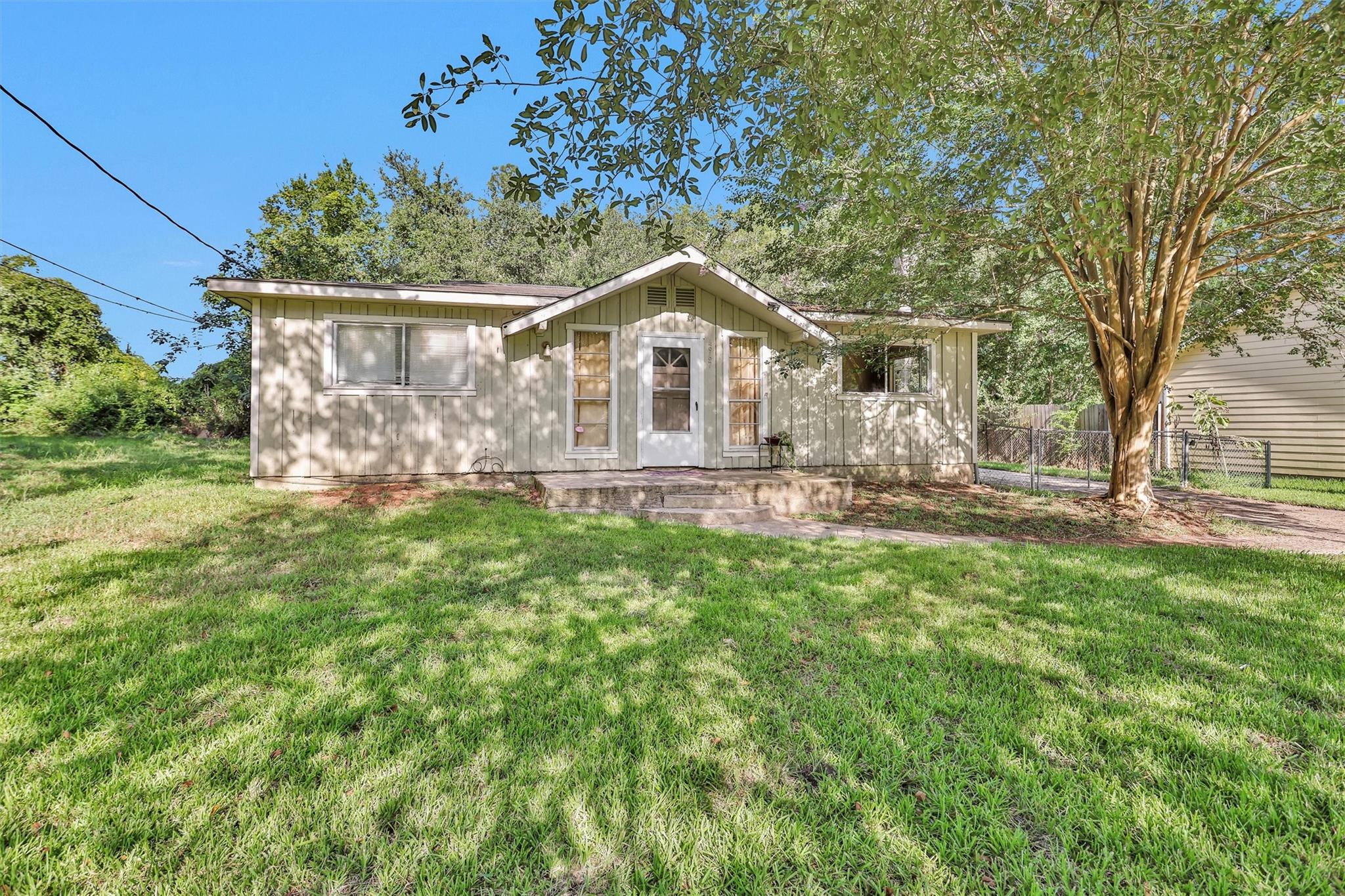 4967 Lazy Lane