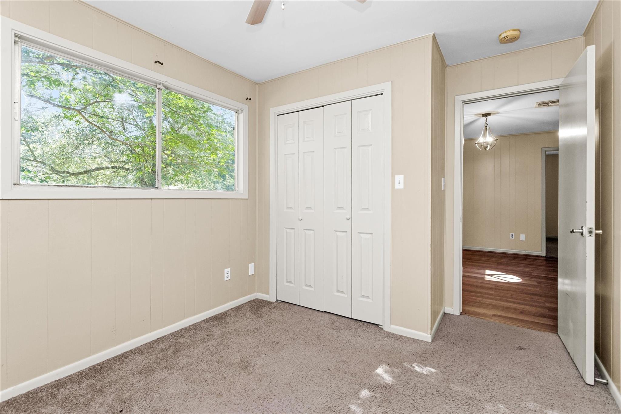 4967 Lazy Lane
