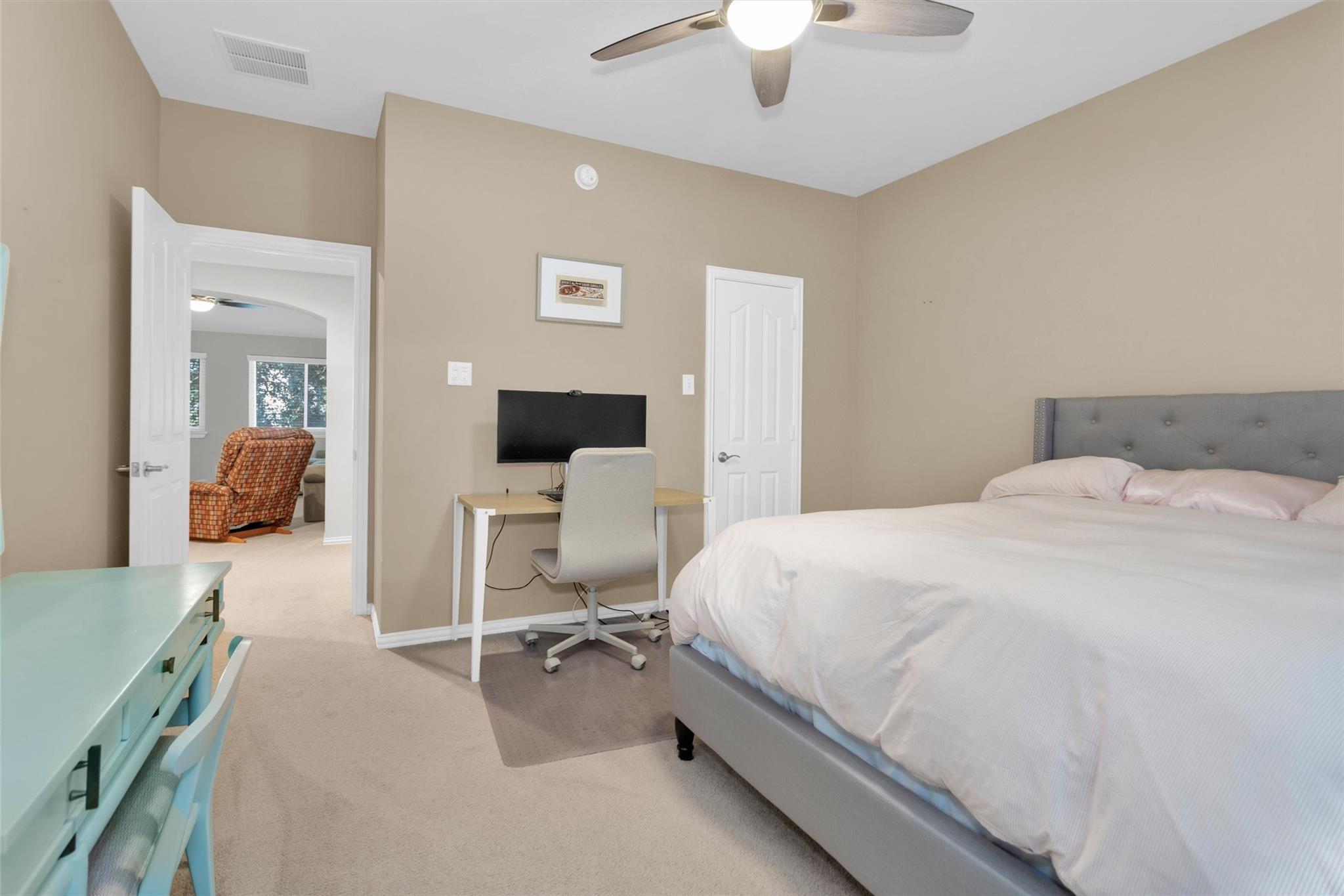 138 S Evangeline Oaks Circle