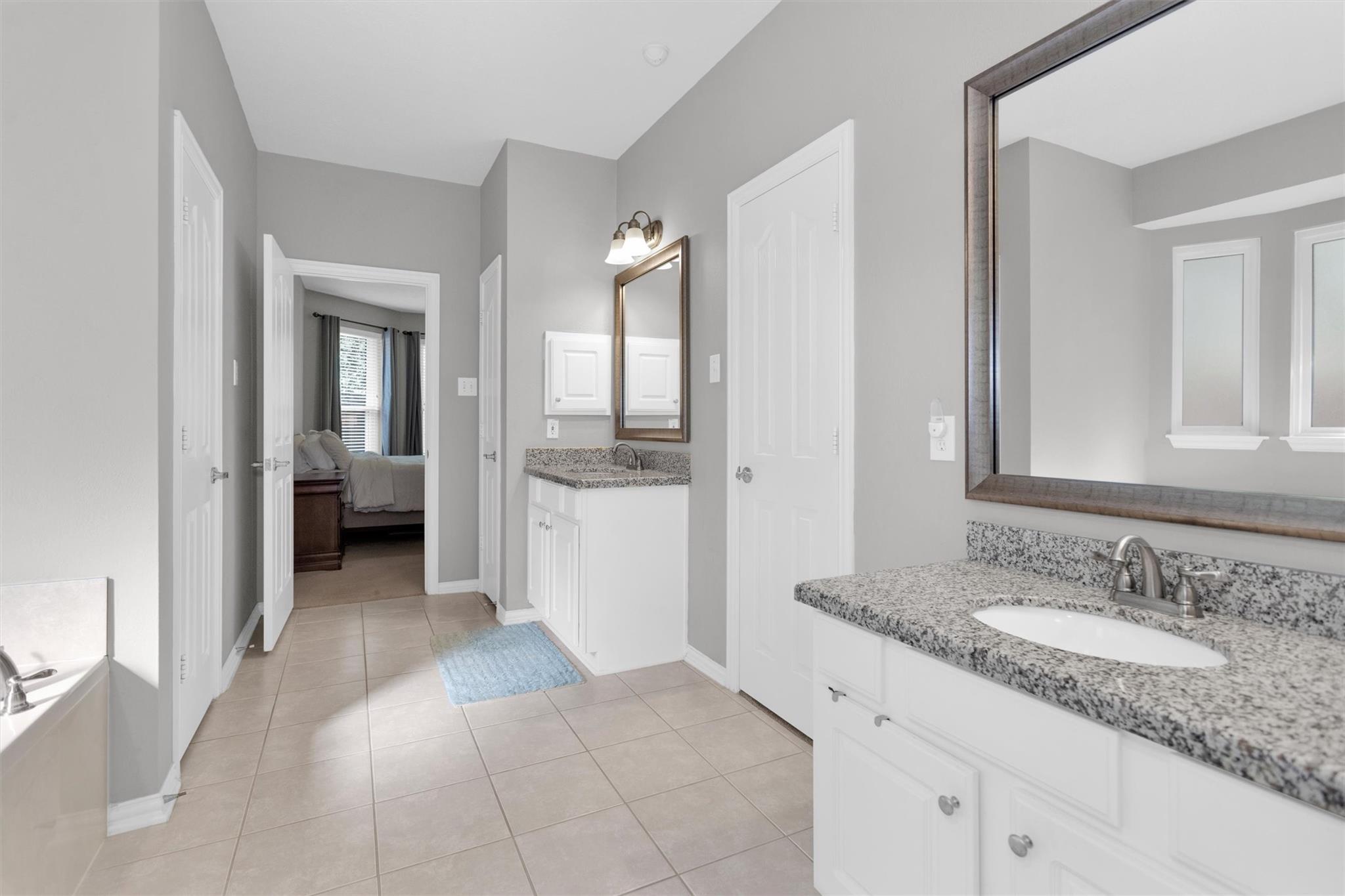 138 S Evangeline Oaks Circle