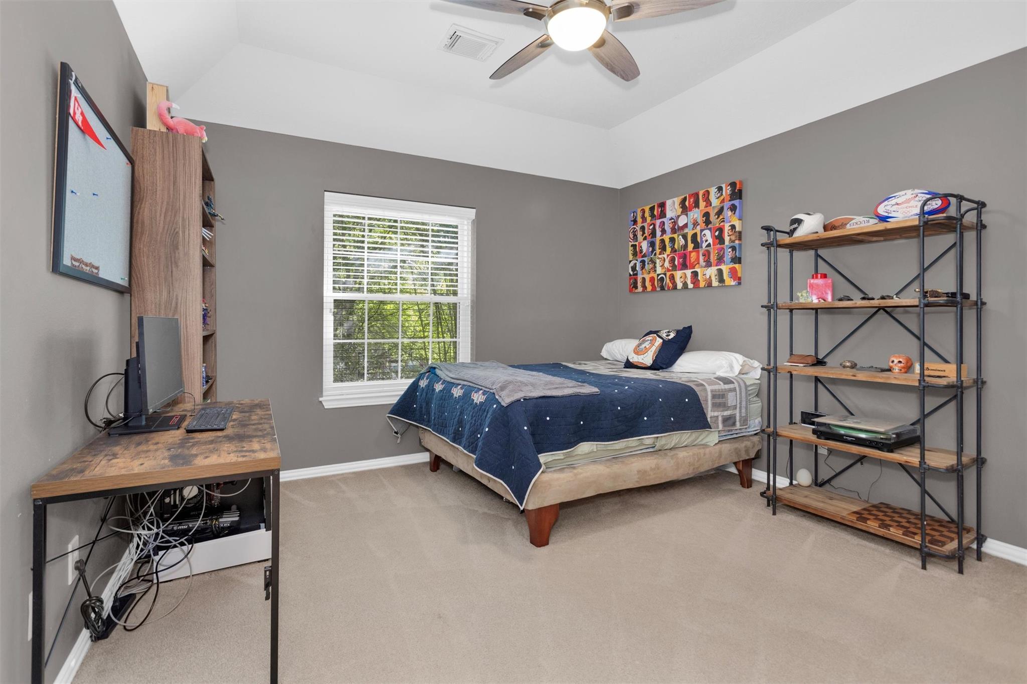 138 S Evangeline Oaks Circle