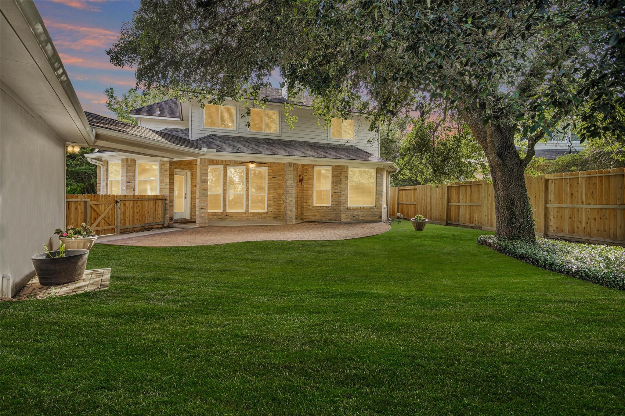 138 S Evangeline Oaks Circle