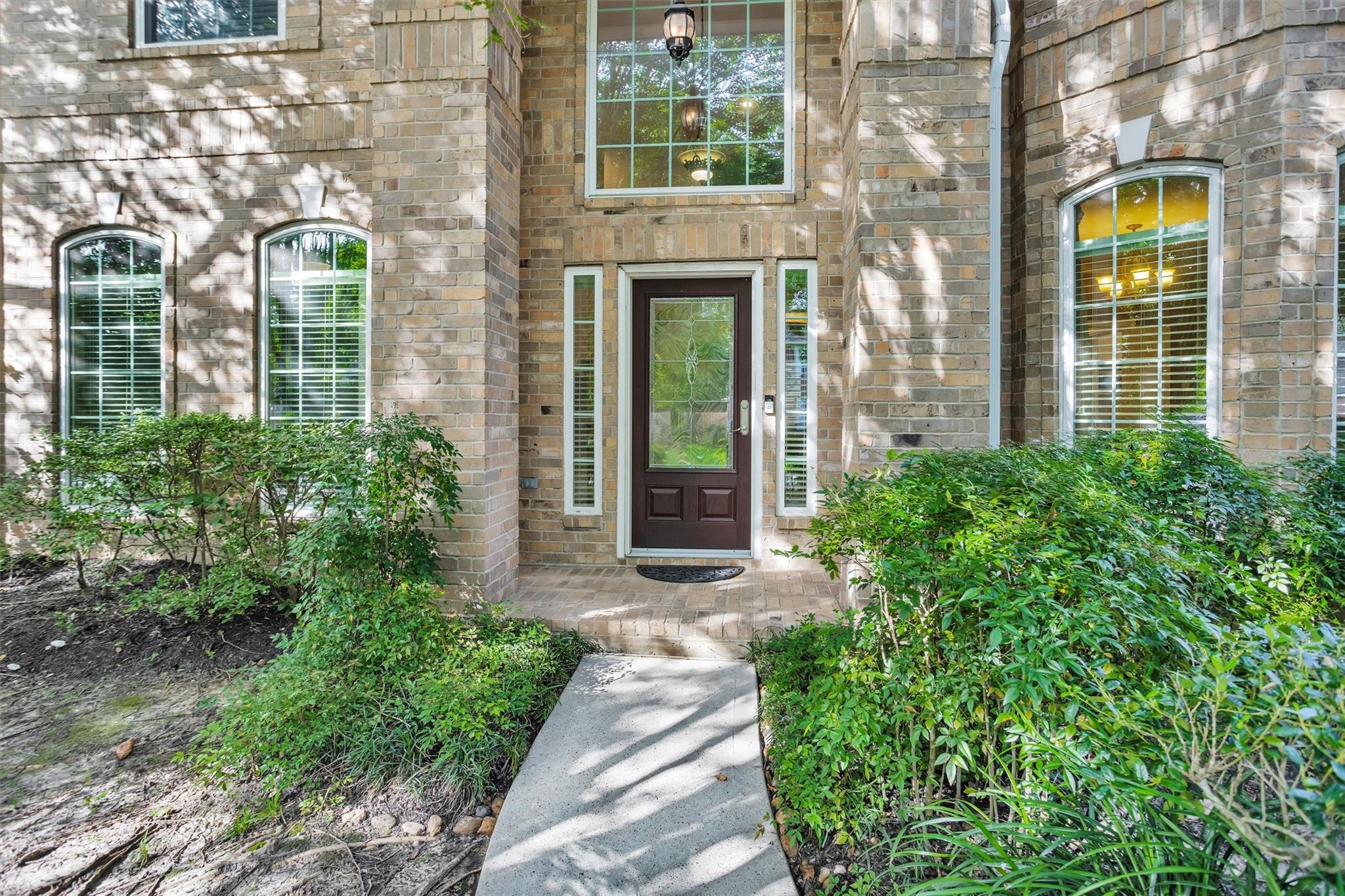 138 S Evangeline Oaks Circle