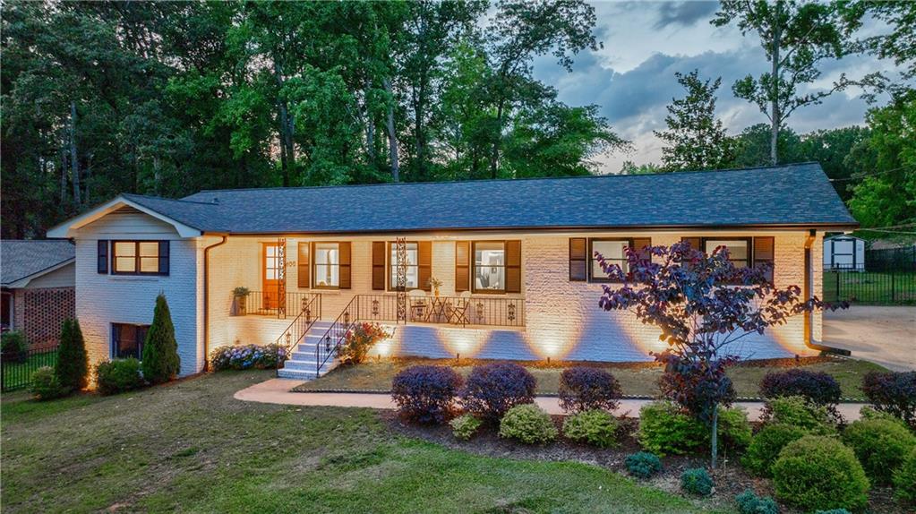 1600 Donna Street SW