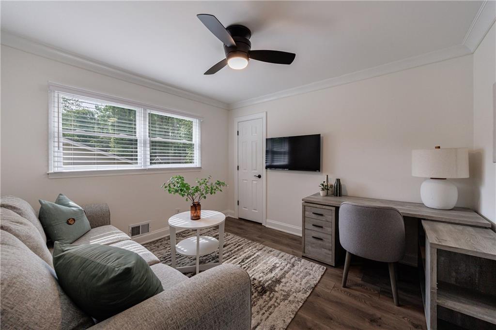 1600 Donna Street SW