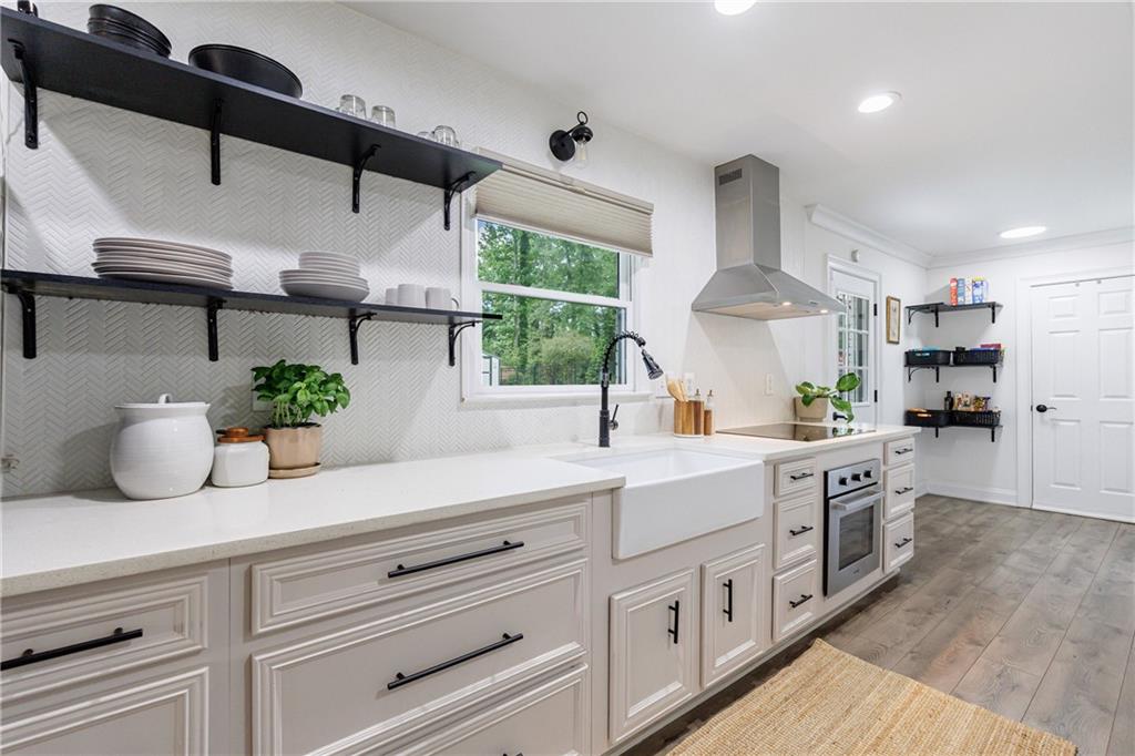 1600 Donna Street SW