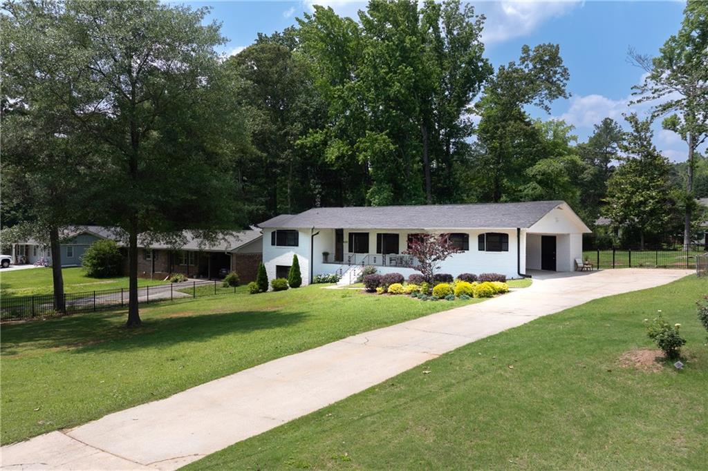 1600 Donna Street SW