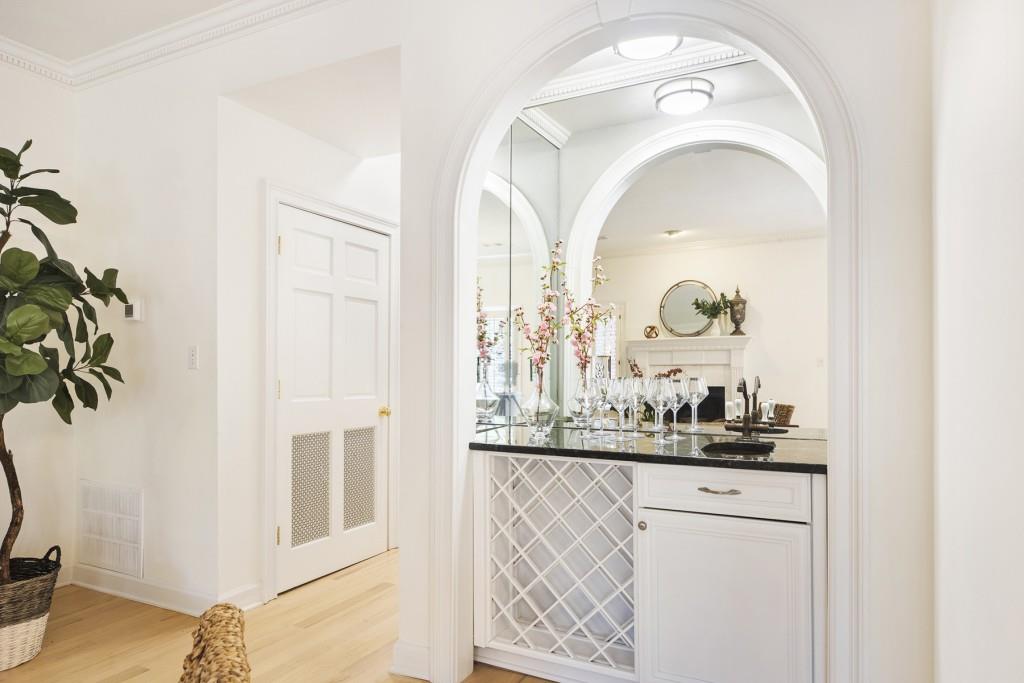 305 Ansley Villa Drive NE