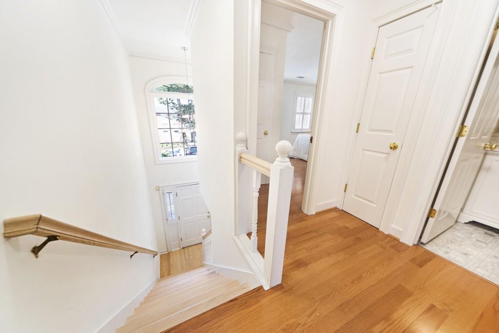 305 Ansley Villa Drive NE