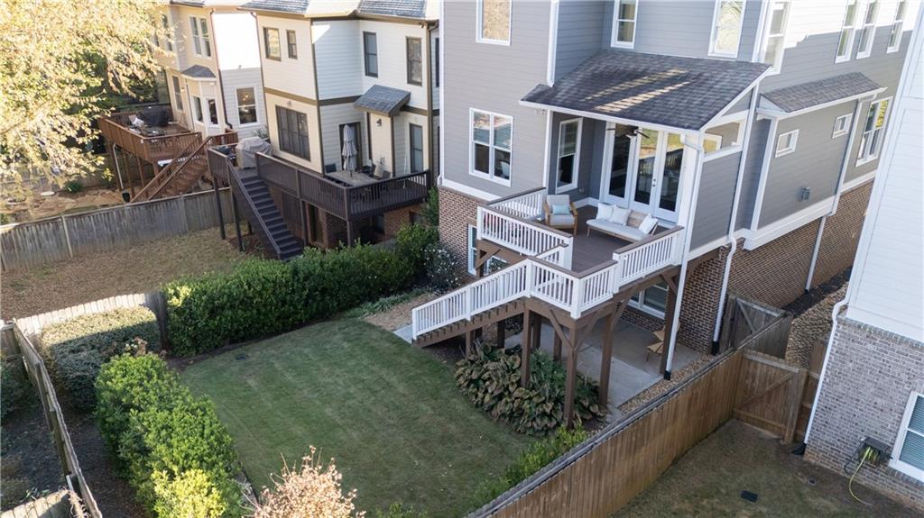 1104 Victoria Street NE