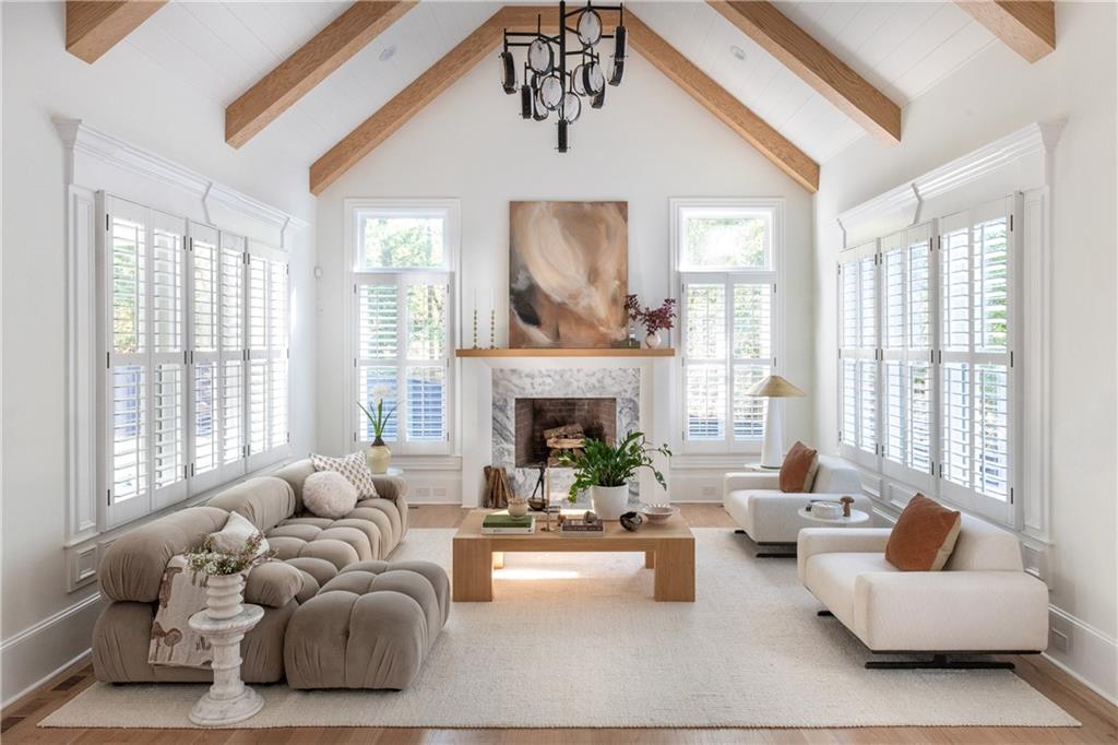 2079 Old Settlement Road NW