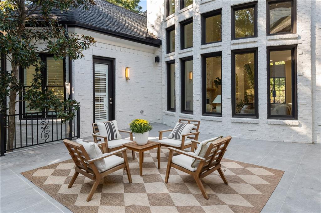 2079 Old Settlement Road NW