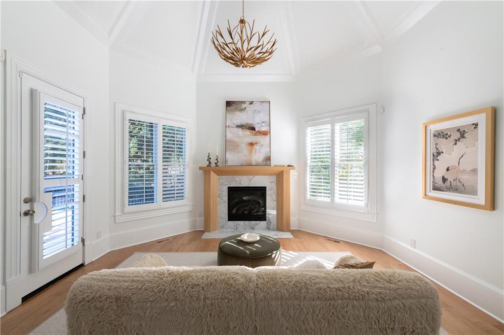 2079 Old Settlement Road NW