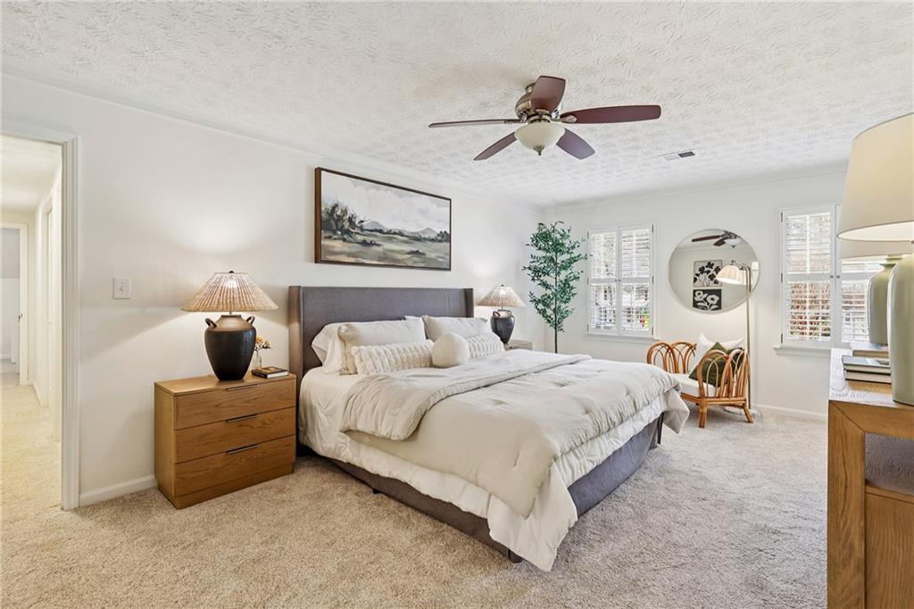 2268 Woodsfield Lane NE