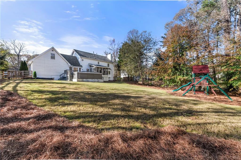 2268 Woodsfield Lane NE