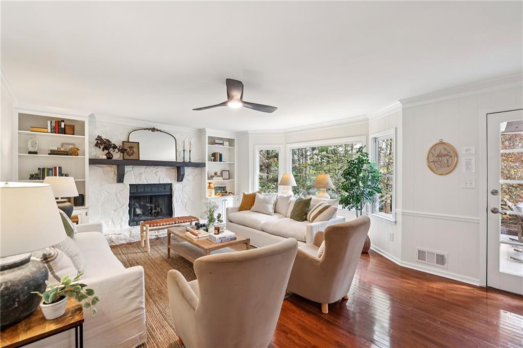 2268 Woodsfield Lane NE