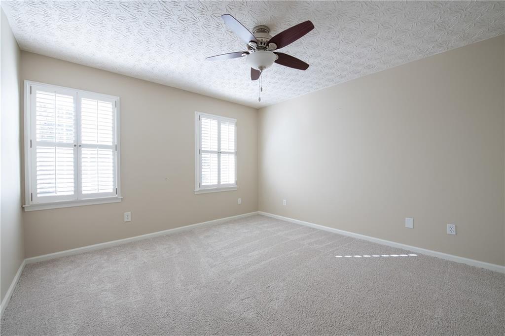 2268 Woodsfield Lane NE