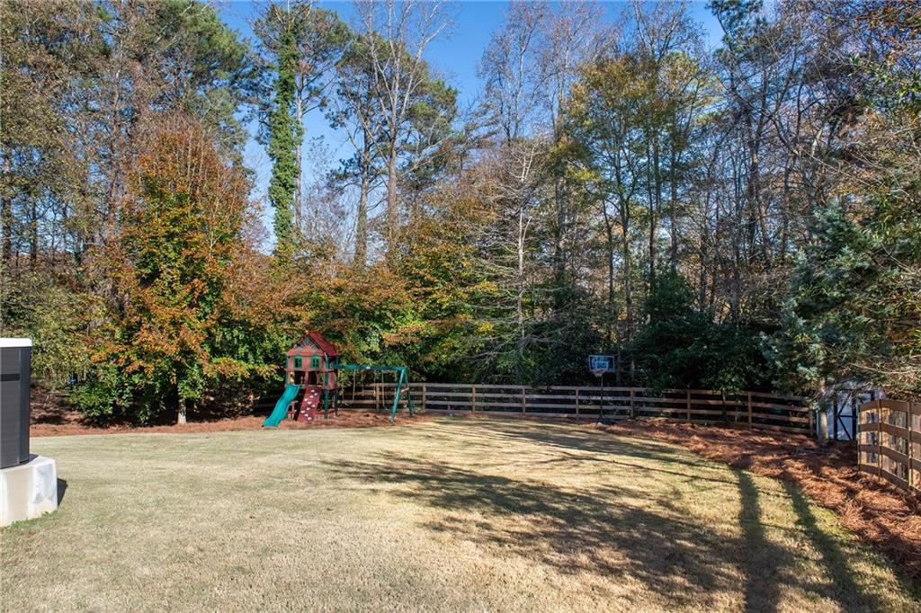 2268 Woodsfield Lane NE