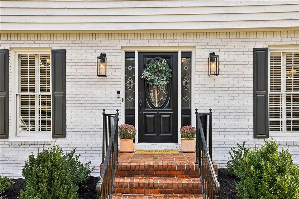 2268 Woodsfield Lane NE