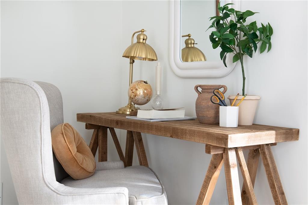 2268 Woodsfield Lane NE