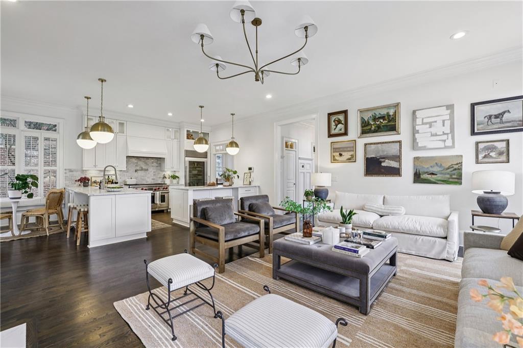 740 Drewry Street NE