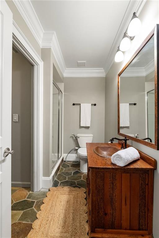 740 Drewry Street NE