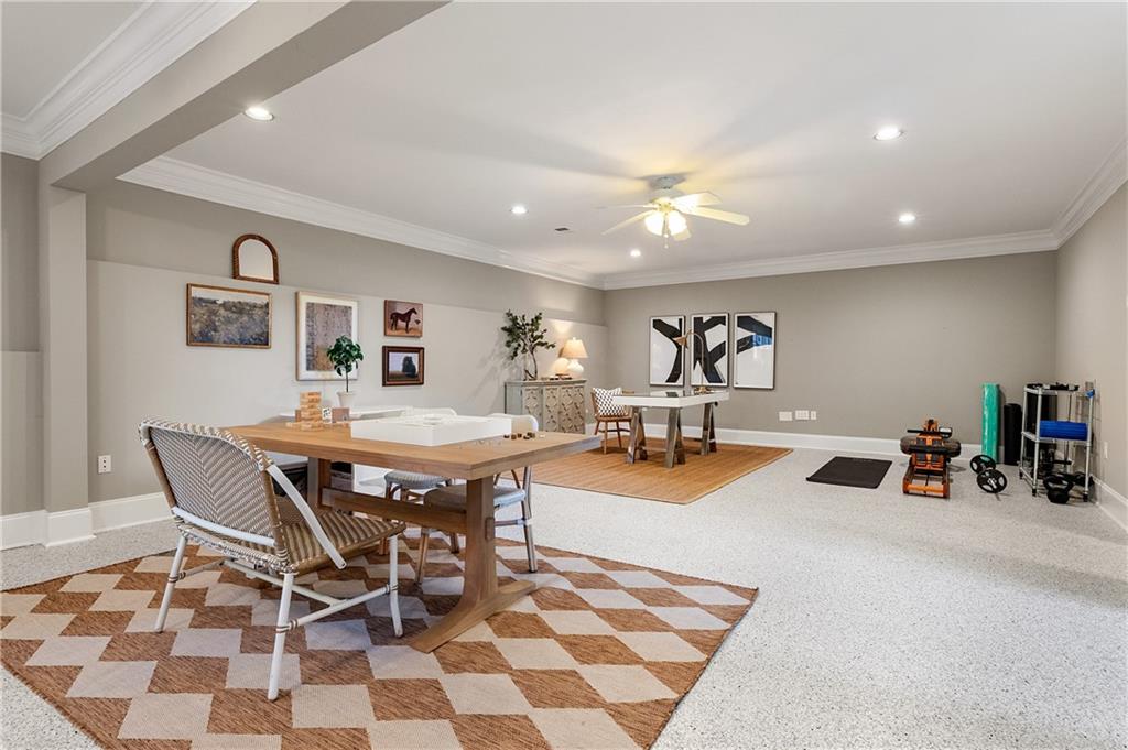 740 Drewry Street NE