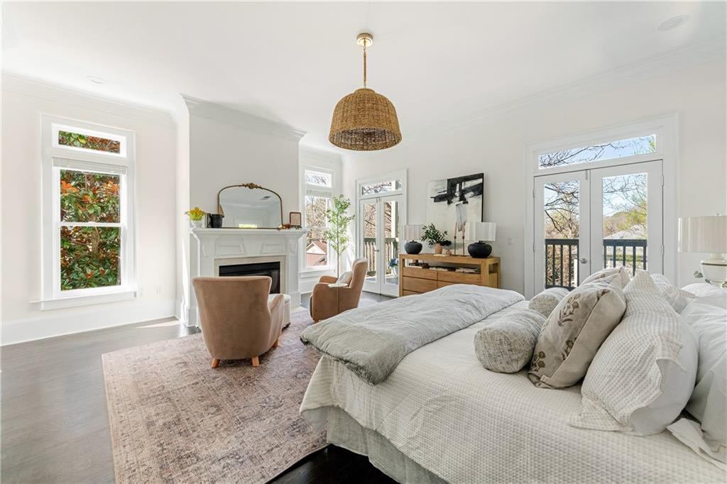 740 Drewry Street NE