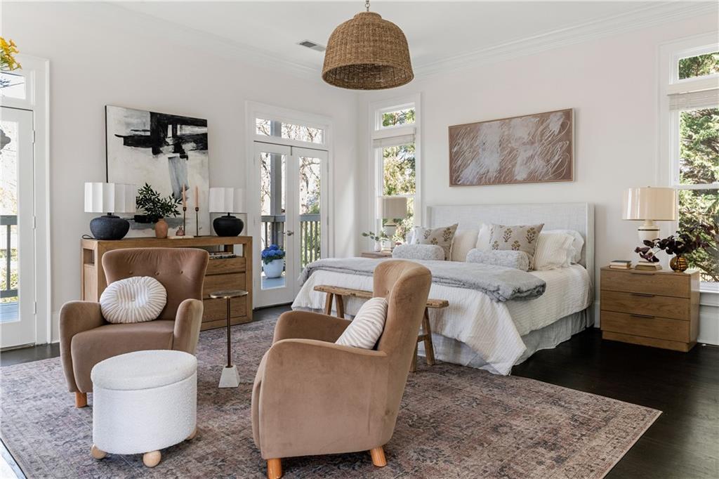 740 Drewry Street NE