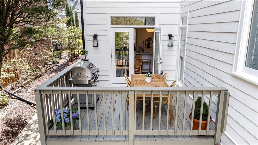 740 Drewry Street NE