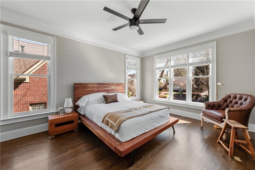 740 Drewry Street NE