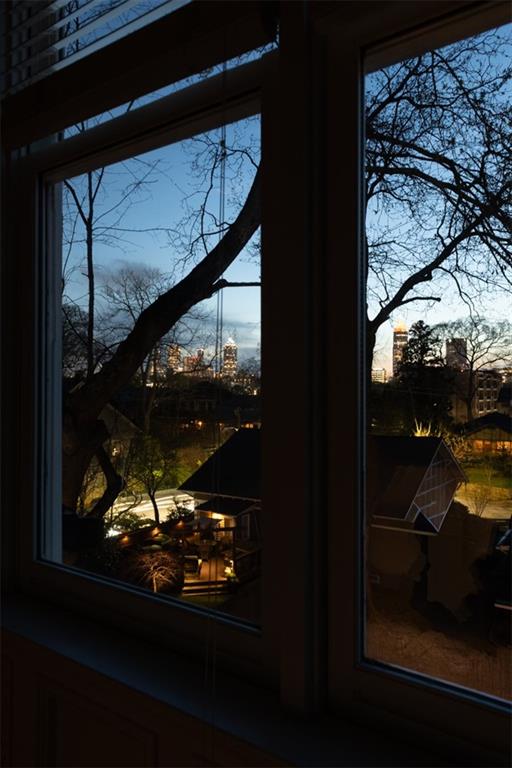 740 Drewry Street NE