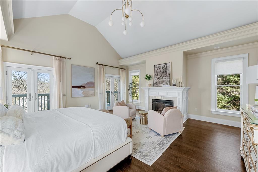 740 Drewry Street NE