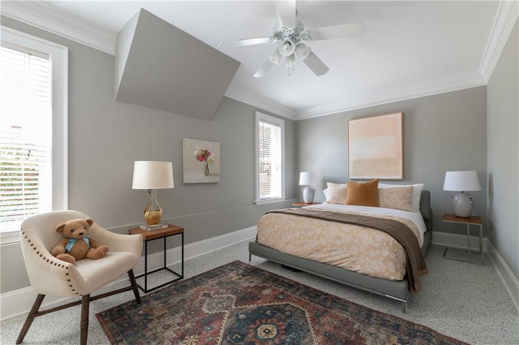 740 Drewry Street NE