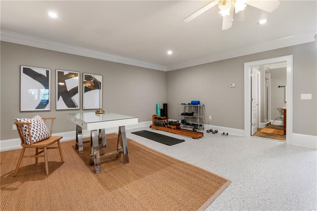 740 Drewry Street NE