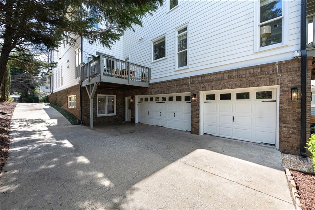 740 Drewry Street NE