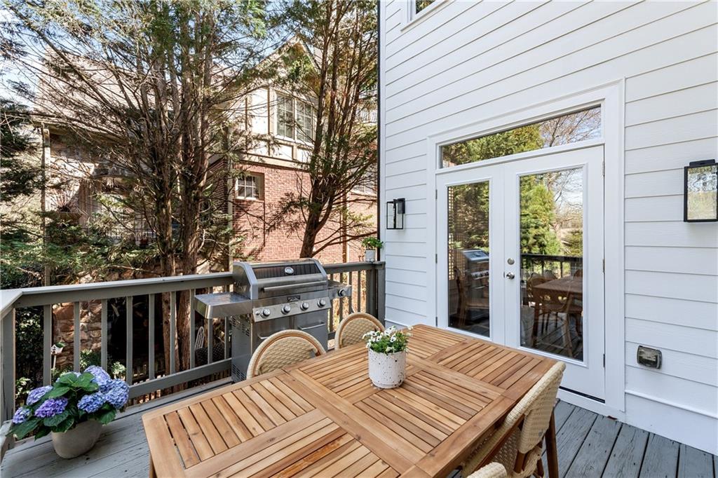 740 Drewry Street NE