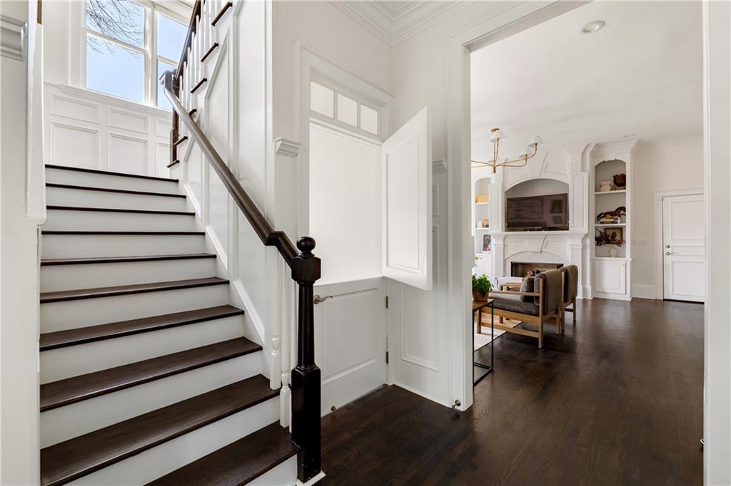 740 Drewry Street NE