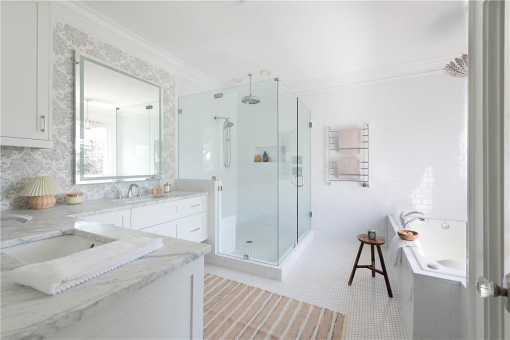 740 Drewry Street NE