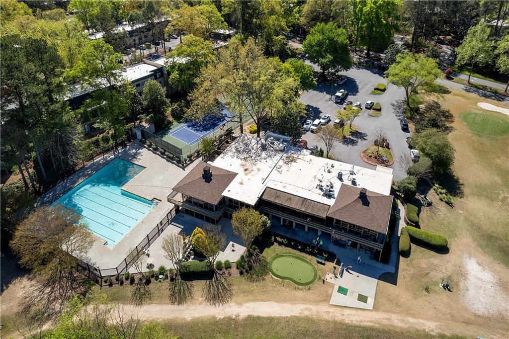 182 Triumph Drive NW